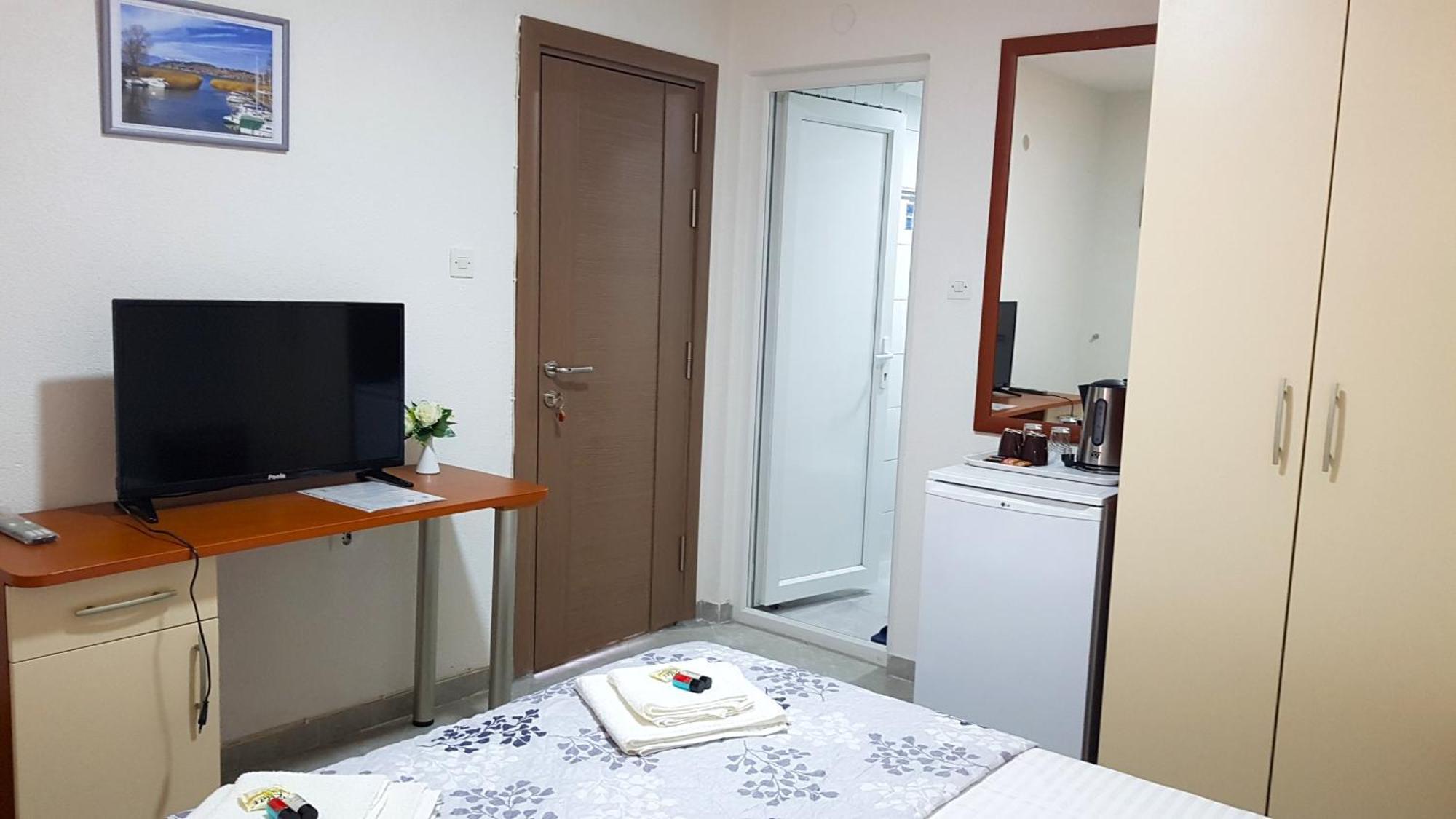 אוהריד Studio Apartment Lis מראה חיצוני תמונה