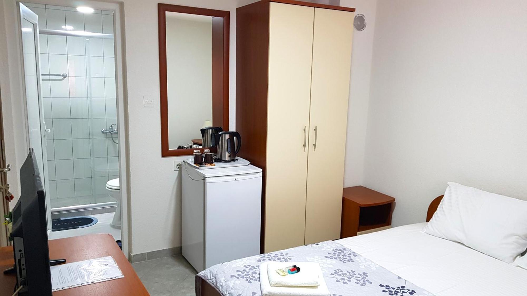 אוהריד Studio Apartment Lis מראה חיצוני תמונה