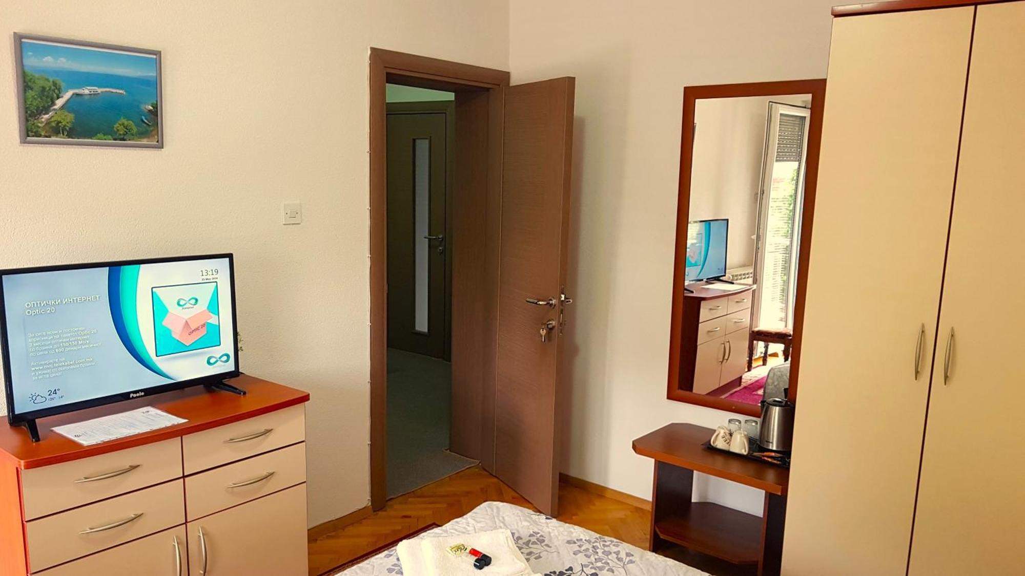 אוהריד Studio Apartment Lis מראה חיצוני תמונה
