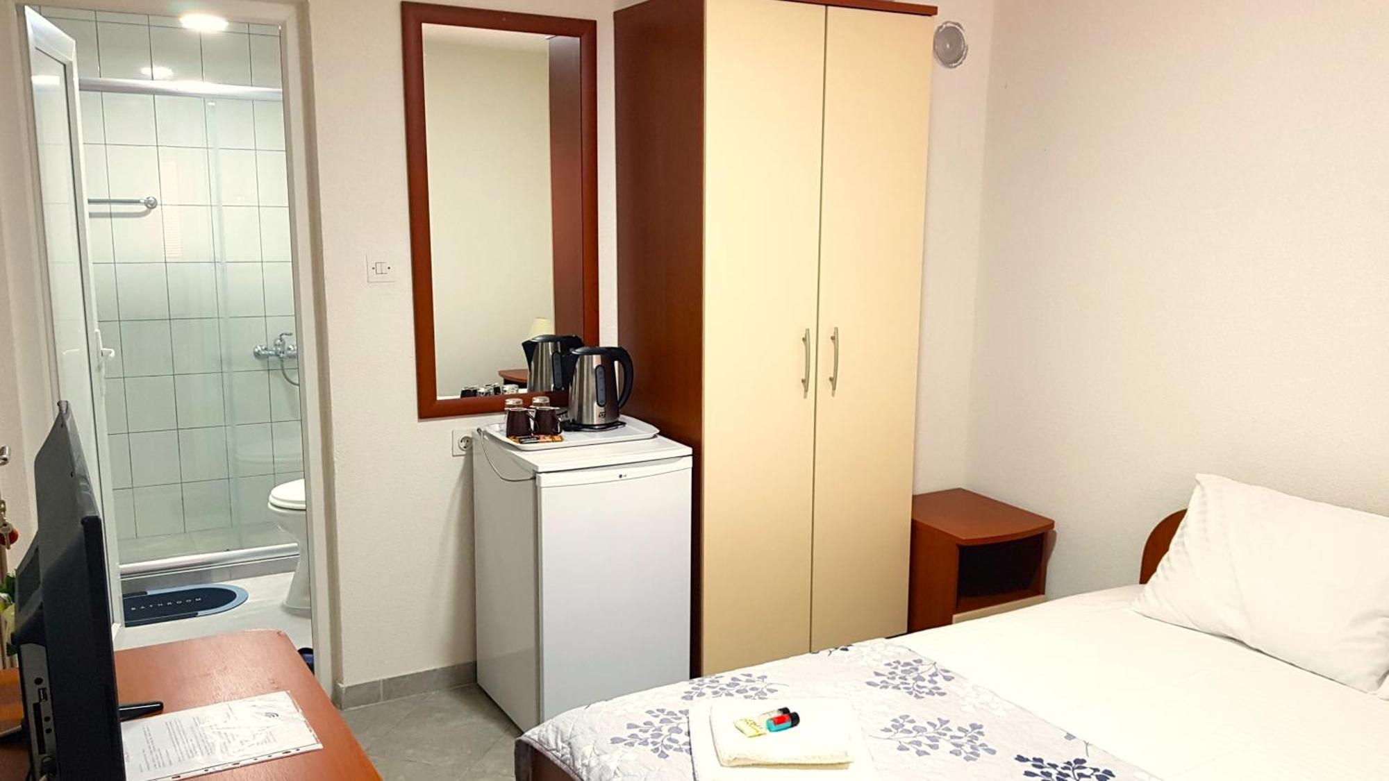 אוהריד Studio Apartment Lis מראה חיצוני תמונה