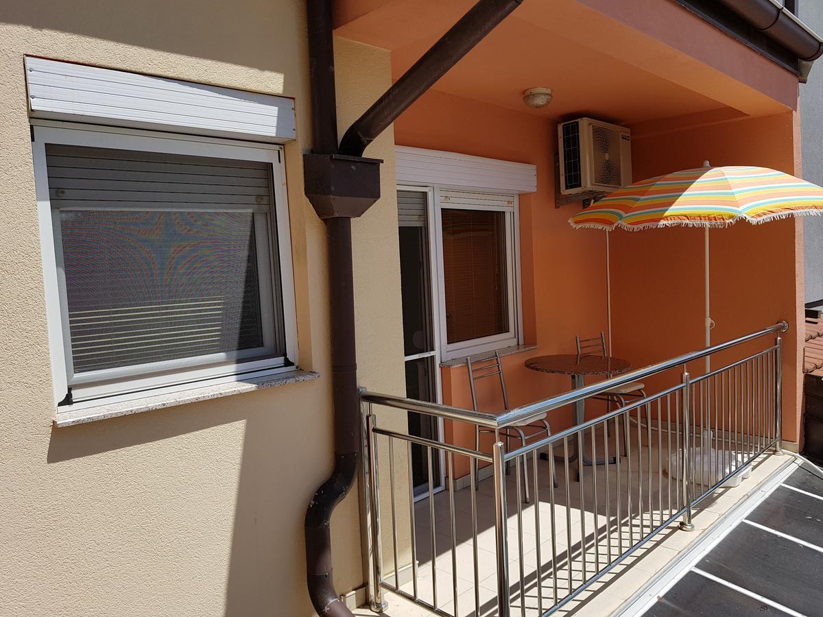 אוהריד Studio Apartment Lis מראה חיצוני תמונה